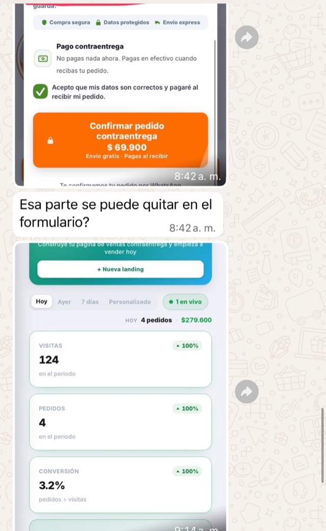 Cliente ajustando su página de contraentrega con el equipo, con su panel del día